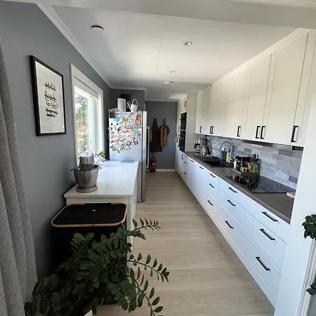 Bright And Renovated 10 Min To Kristiansand